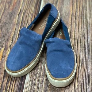 NWT Toms Sunset Infinity Blue/Ocean Suede Slip on